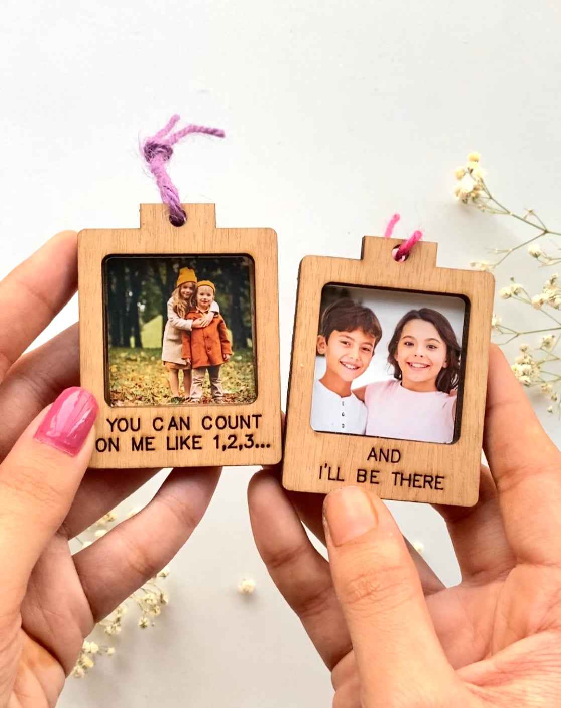 You can count on me.. and Ill be there Polaroid Photo Magnet - Set of 2