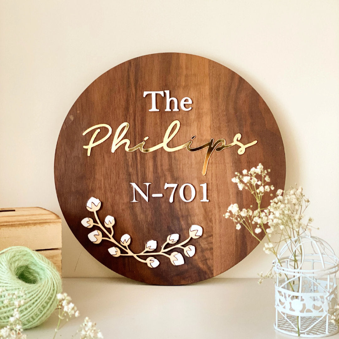 HappyEveryday Cotton Flower Wooden Nameplate (Circle)