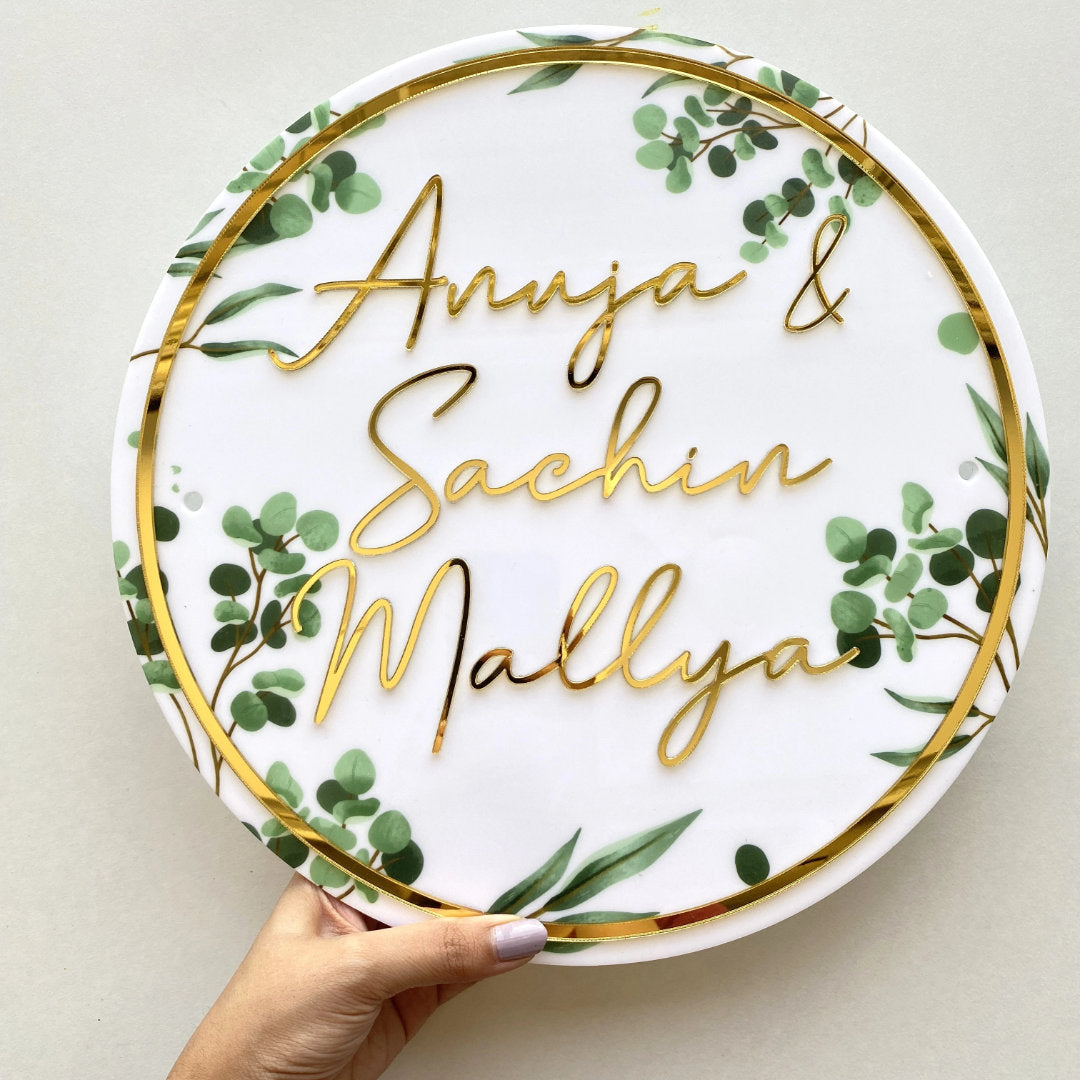 HappyEveryday Floral White & Golden Acrylic Nameplate (Circle)