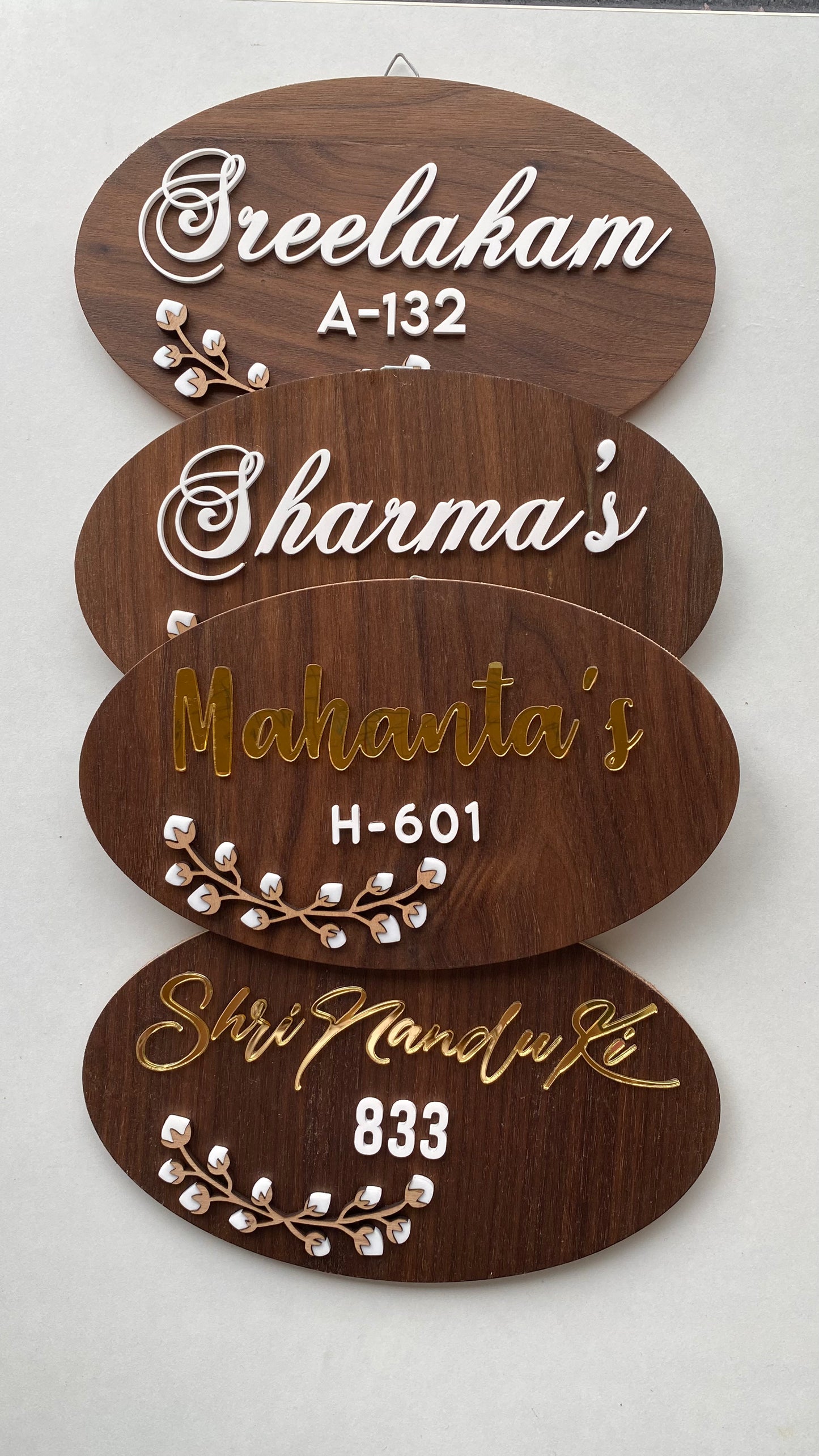 HappyEveryday Cotton Flower Wooden Nameplate (Oval)