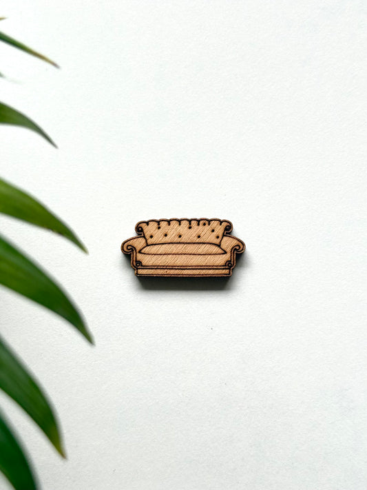 Friends Sofa Wooden Pin
