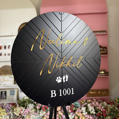 HappyEveryday Modern Classic Wooden Nameplate (Circle)