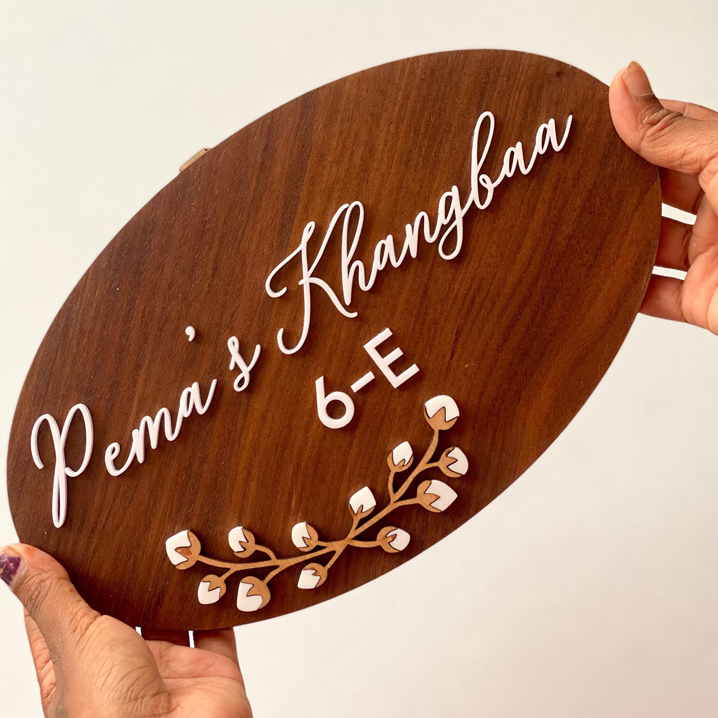 HappyEveryday Cotton Flower Wooden Nameplate (Oval)